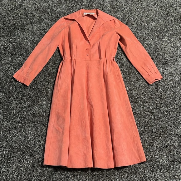 Vintage 70s Shannon Rodgers for Jerry Silverman peach suede midi dress - Picture 1 of 13